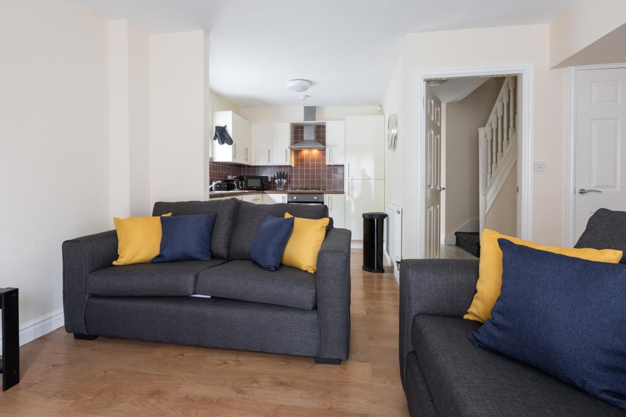 Oxheys House - 5 Bedrooms Contractors Parking Preston  Buitenkant foto